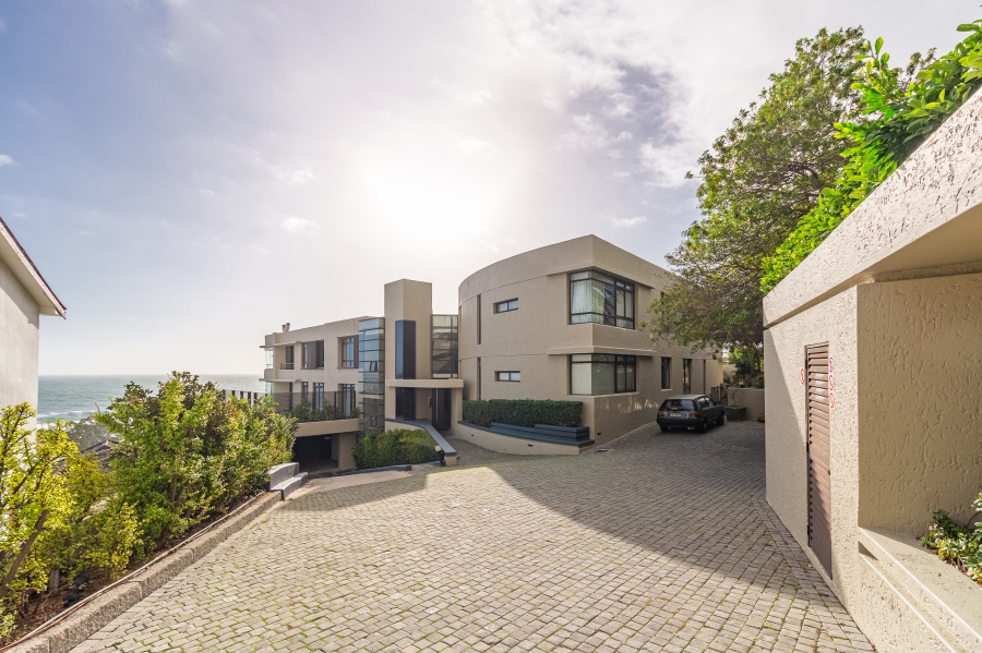 To Let 4 Bedroom Property for Rent in Camps Bay Western Cape